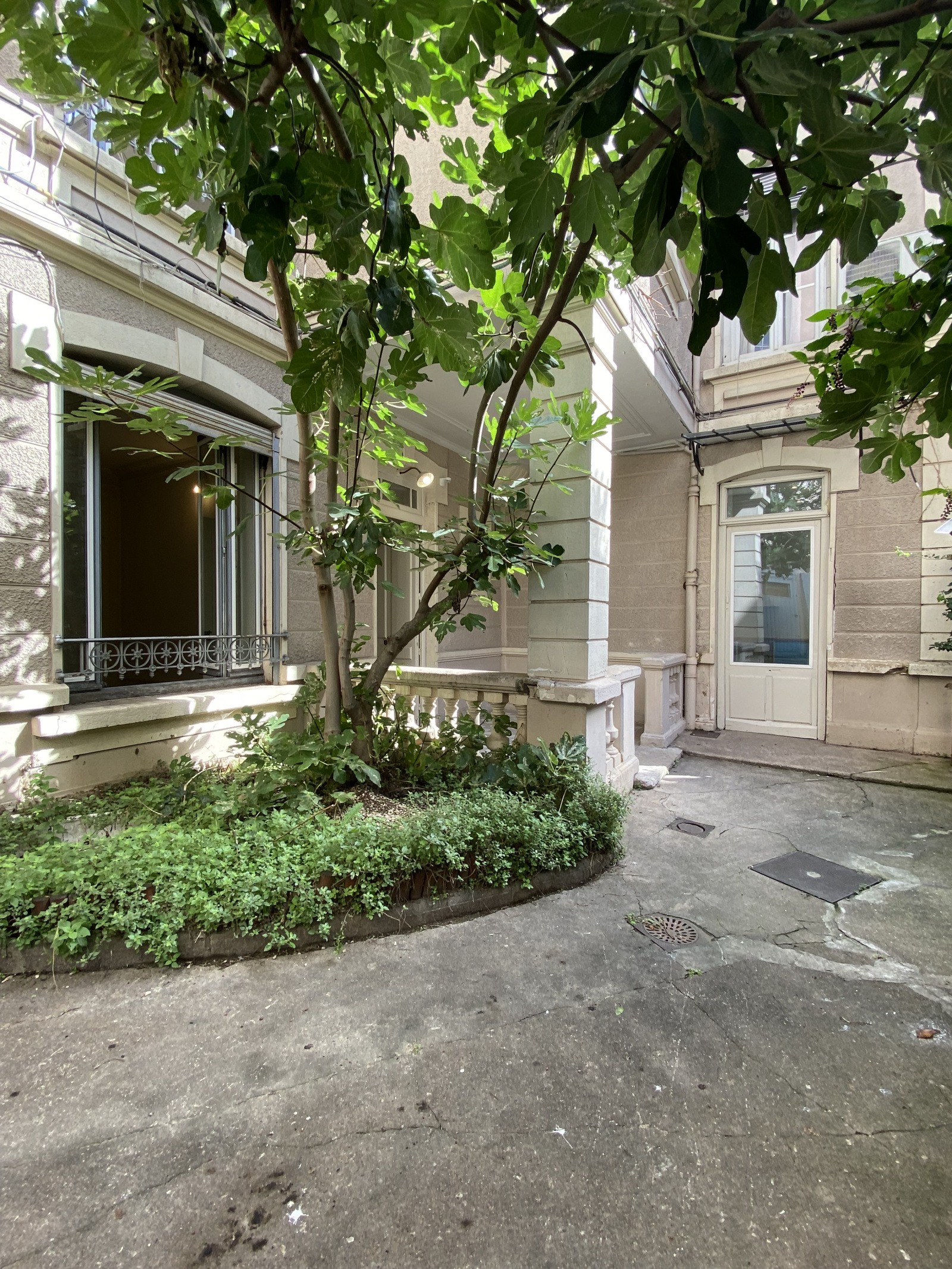 Image_, Maison, Villeurbanne, ref :LMA100002502