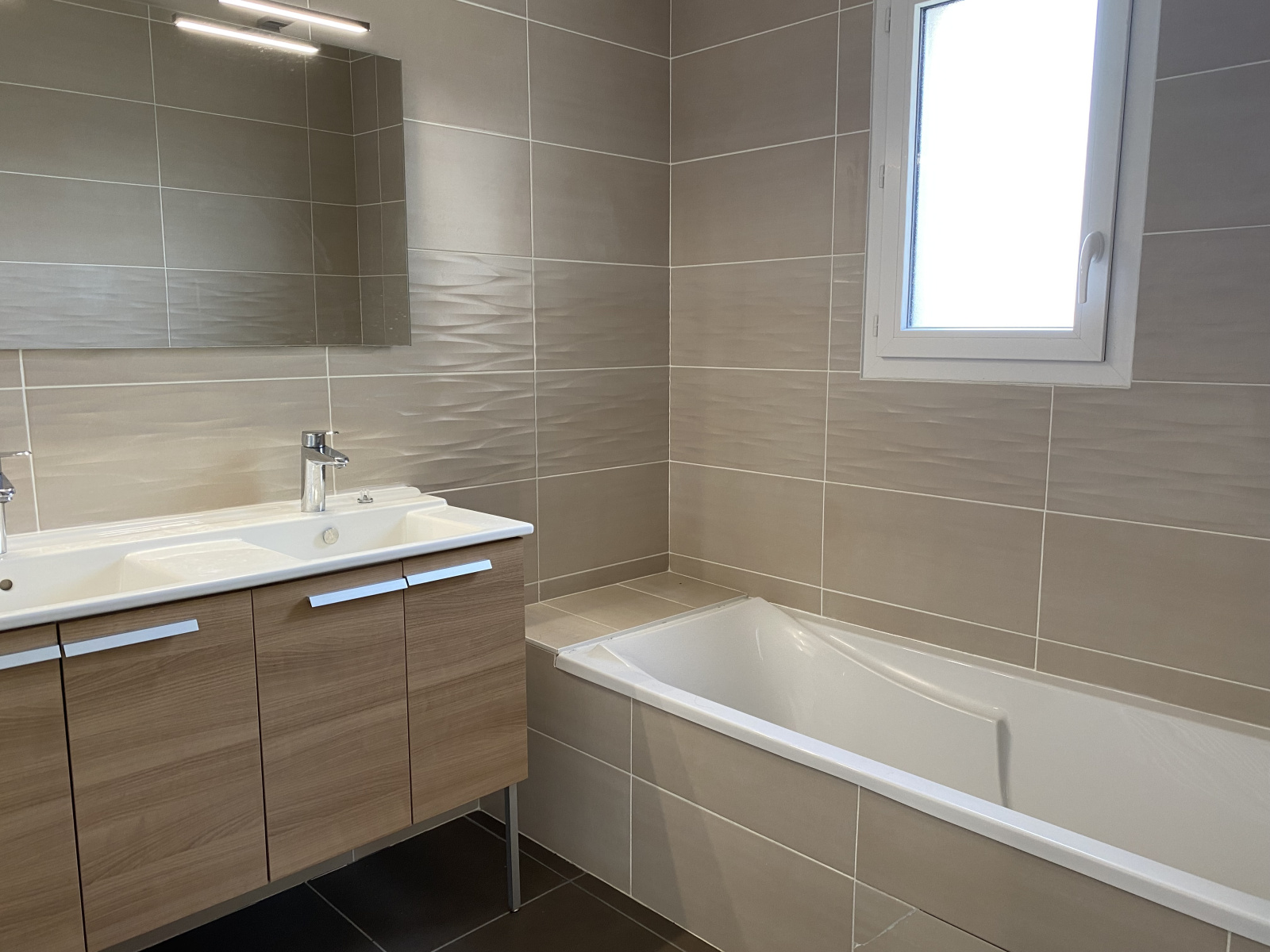 Image_, Villa, Sainte Foy lès Lyon, ref :01600