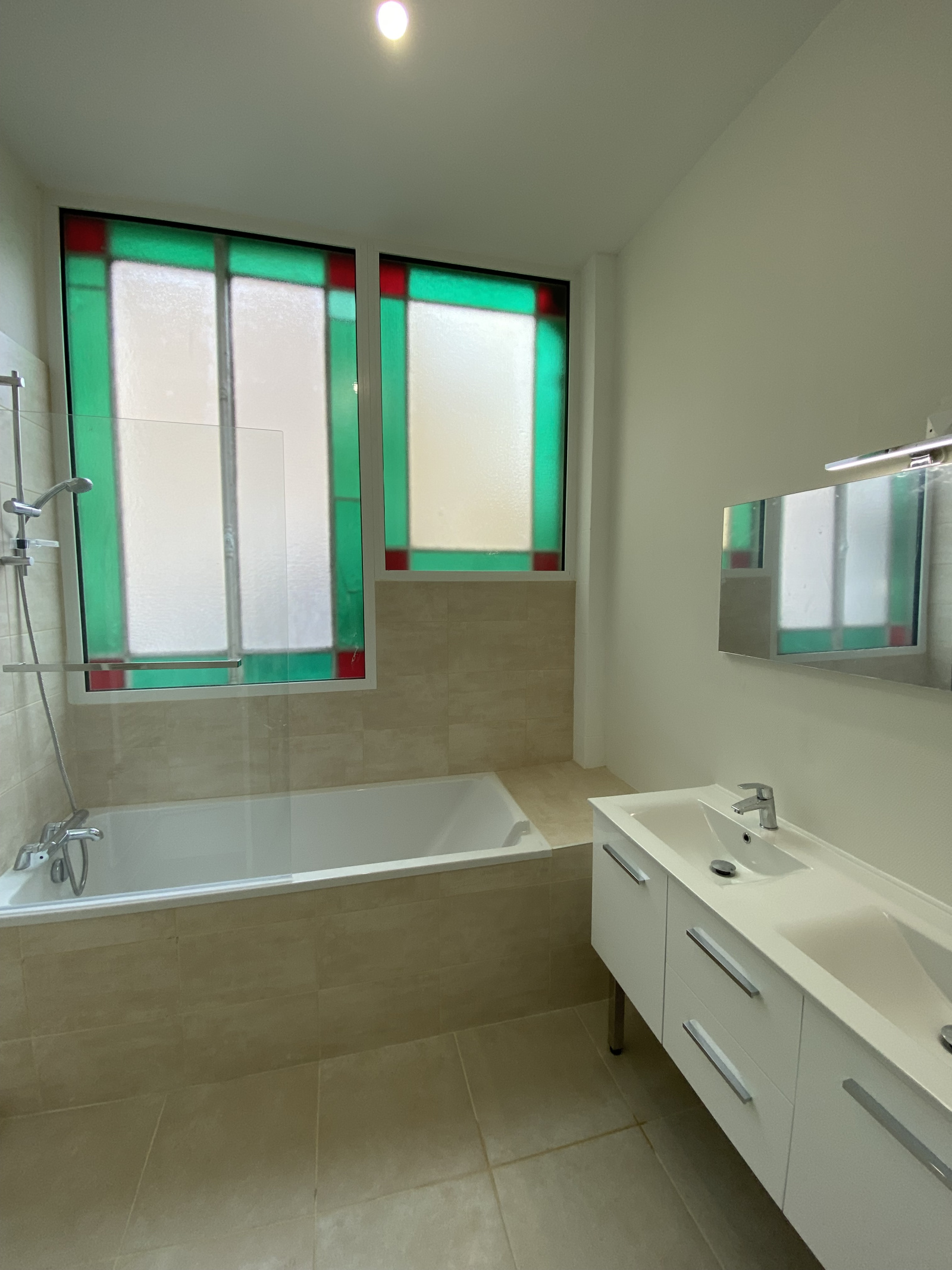 Image_, Local d'activité, Villeurbanne, ref :LCO100002504