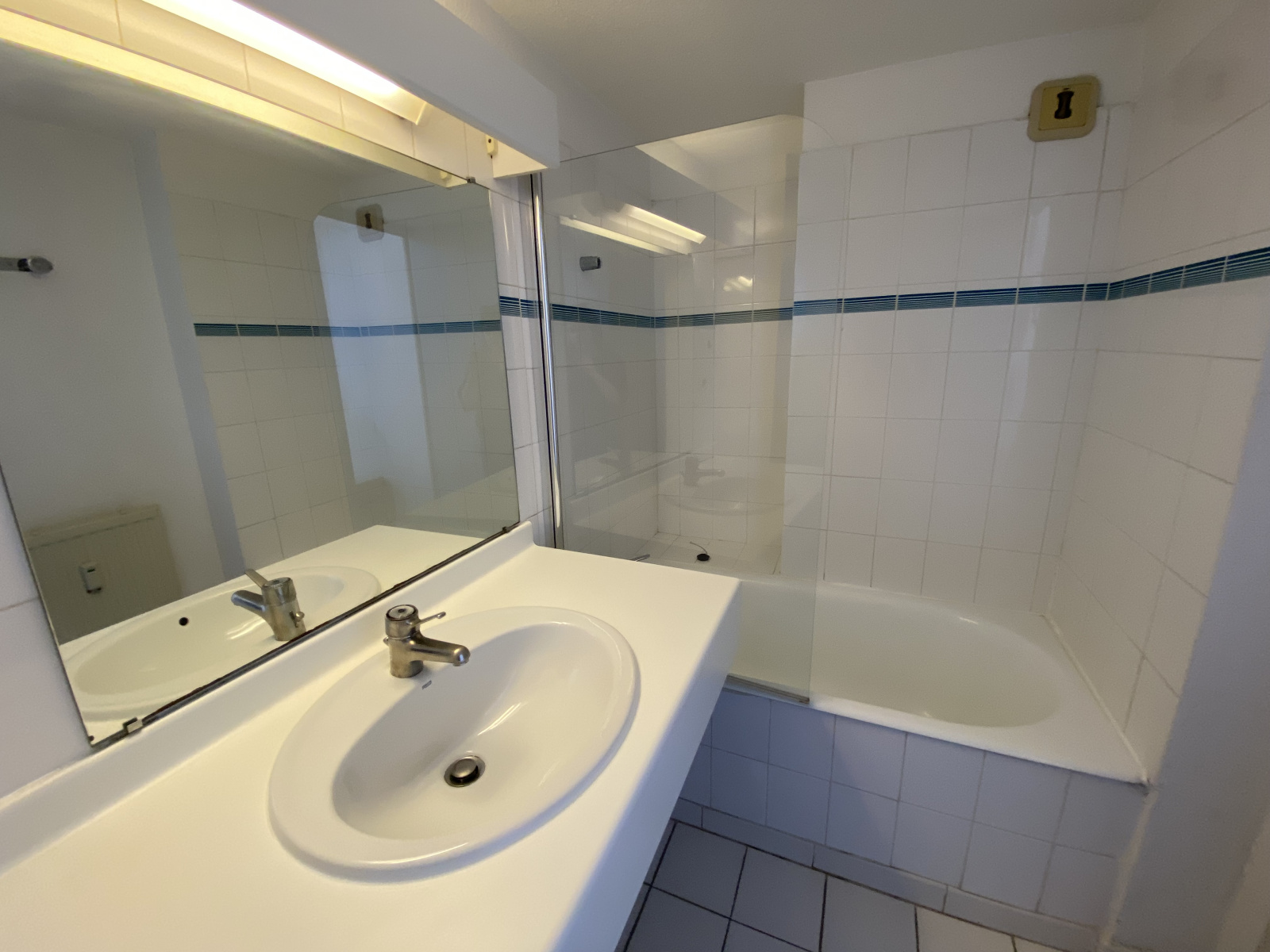 Image_, Studio, Lyon, ref :LST260002359